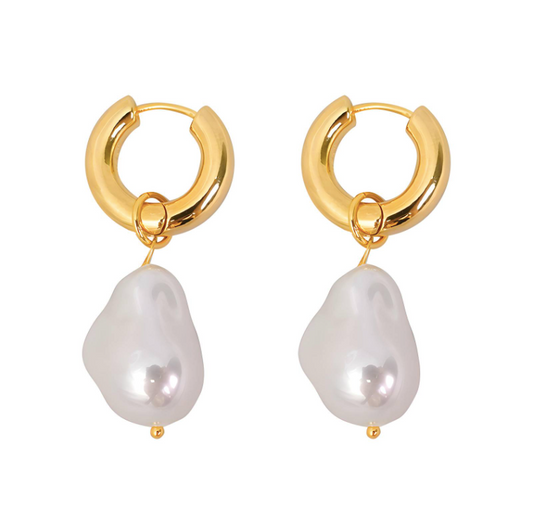 Gold pearl earrings